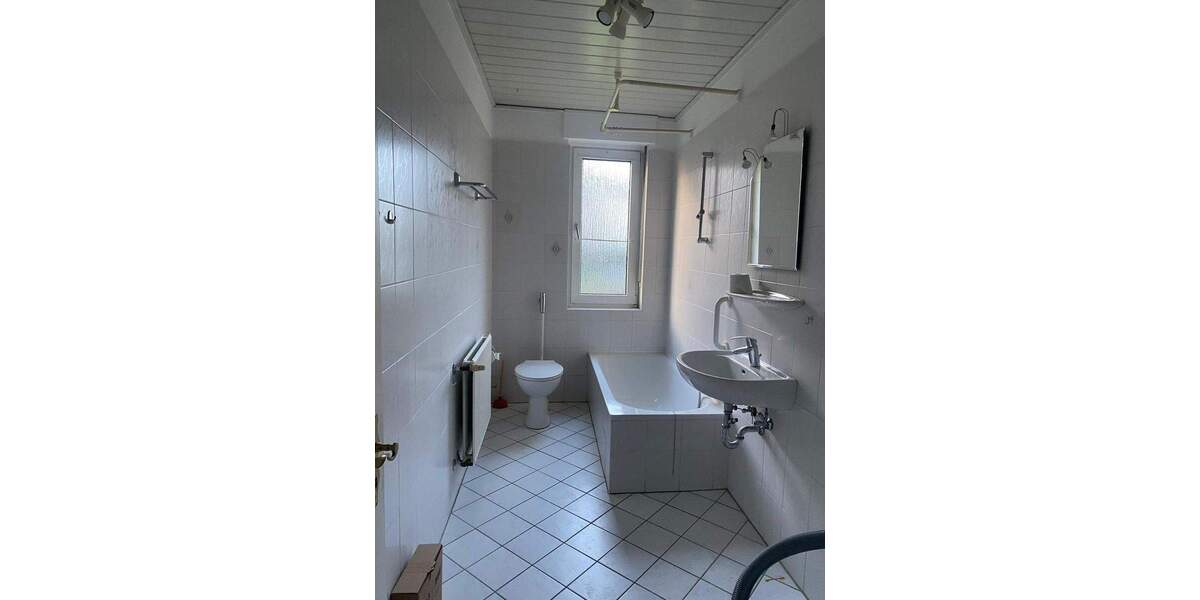 Renovierte 3-Zimmerwohnung mit Balkon in der Nähe des Tierparks 3 zimmer