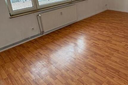 Wohnung Bad Pyrmont - 3 Zimmer, 90 m&sup2;, 700&euro; | Angebot:25105489