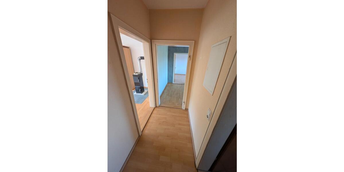 Etagenwohnung Seesen - 3 Zimmer, 60 m&sup2;, 350&euro; | Angebot:26697612