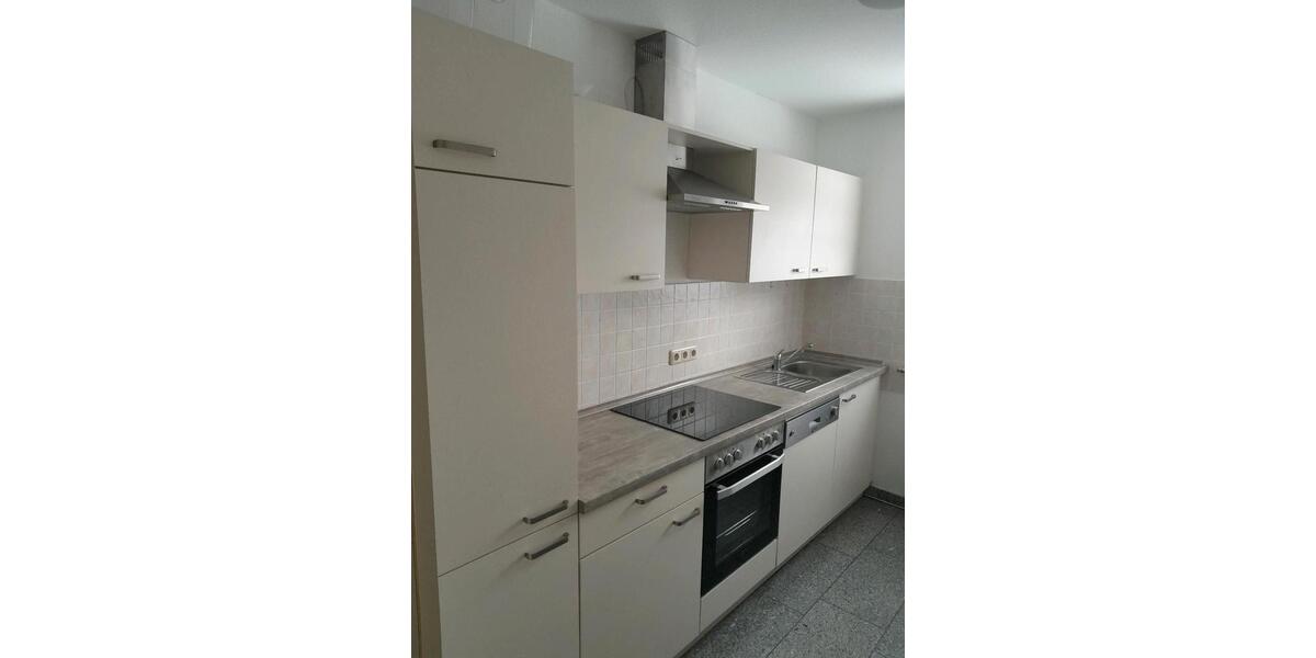 Dachgeschoßwohnung Osterode am Harz - 2 Zimmer, 75 m&sup2;, 671&euro; | Angebot:24919067