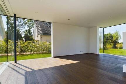 Haus München Bogenhausen - 7 Zimmer, 269 m&sup2;, 8.500&euro; | Angebot:26161603