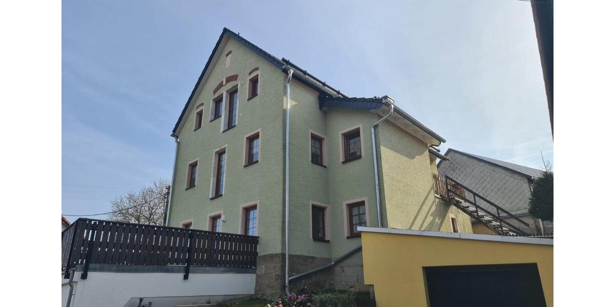 Dachgeschoßwohnung Sebnitz - 4 Zimmer, 87 m&sup2;, 599&euro; | Angebot:25873354