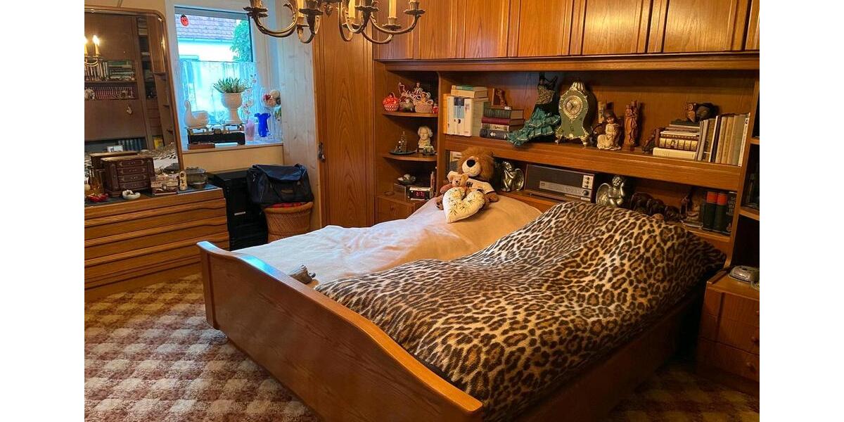 Einfamilienhaus Nördlingen - 8 Zimmer, 180 m&sup2;, 1.350&euro; | Angebot:26252324