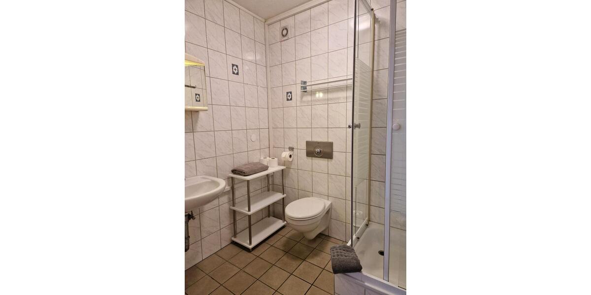 Wohnen auf Zeit Moers Rheinkamp - 15 Zimmer, 15 m&sup2;, 55&euro; | Angebot:24354602