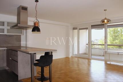 Helles Wohngefühl in Sillenbuch – renovierte 2,5-Zimmer-Wohnung mit Traumküche und Balkon 2 zimmer