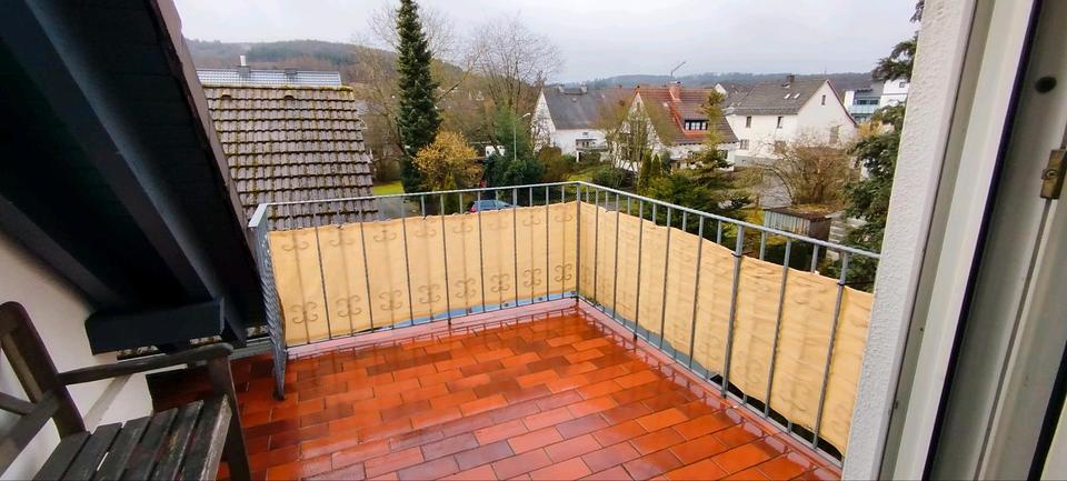 Dachgeschoßwohnung Aßlar - 3 Zimmer, 75 m&sup2;, 1.080&euro; | Angebot:25163645