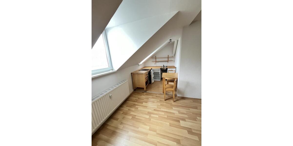 Etagenwohnung Mittweida - 2 Zimmer, 32 m&sup2;, 260&euro; | Angebot:25974121