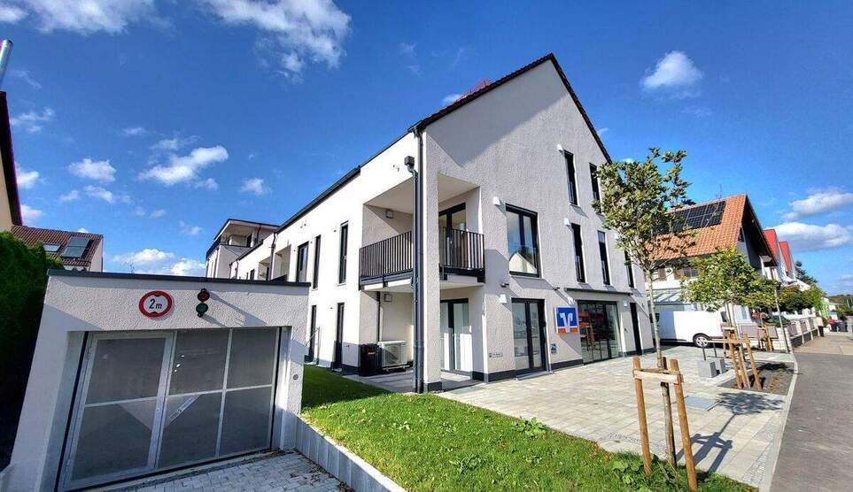 +++NU-Burlafingen, 4-Zi.-Mietwohnung, 105,60 m² Wfl., EG, großer Garten, Küche, 2 TG-Stpl.+++ 4 zimmer