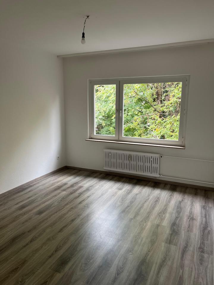 Familienwohnung mit Balkon in Meiderich.. zimmer