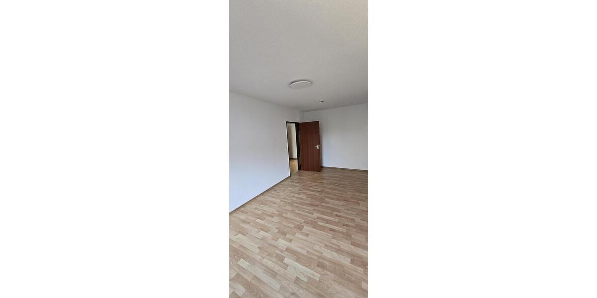 Etagenwohnung Duisburg - 2 Zimmer, 62 m&sup2;, 454&euro; | Angebot:26633944