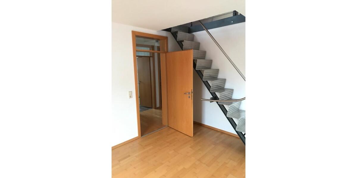 Dachgeschoßwohnung Sigmaringen - 3 Zimmer, 85 m&sup2;, 990&euro; | Angebot:24830904