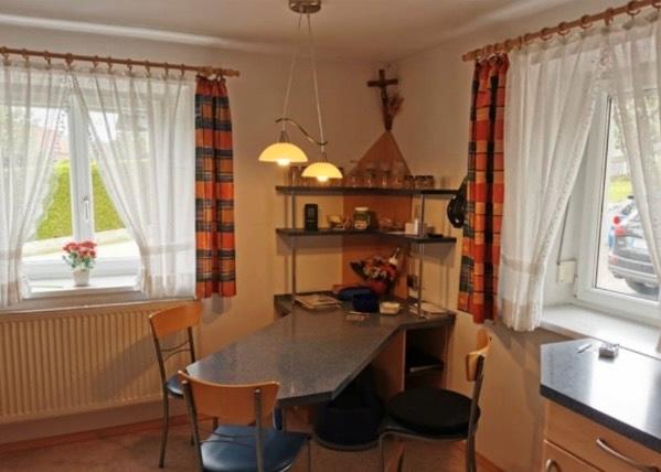 Einfamilienhaus Deggendorf - 5 Zimmer, 107 m&sup2;, 1.200&euro; | Angebot:26218228