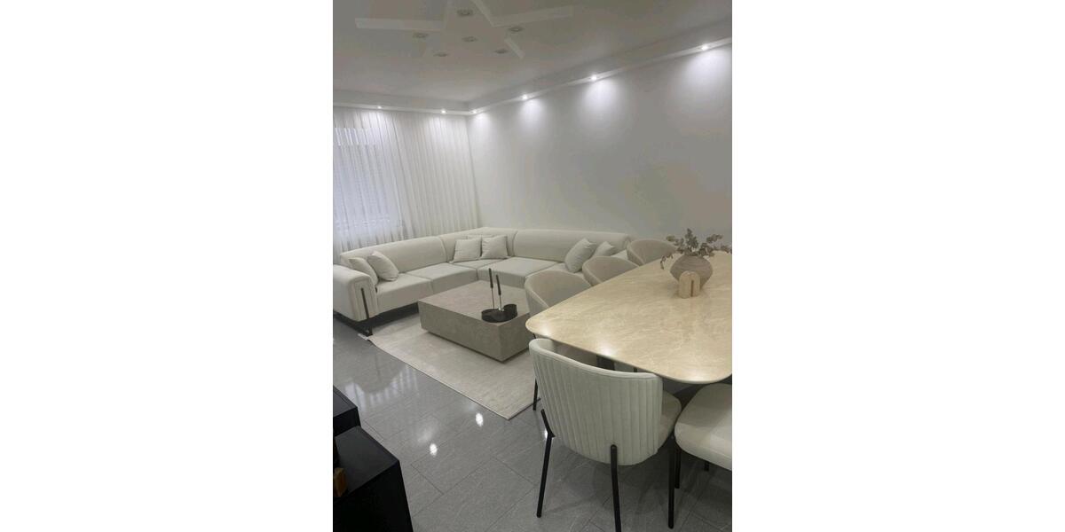 Etagenwohnung Solingen - 3 Zimmer, 68 m&sup2;, 900&euro; | Angebot:25172319