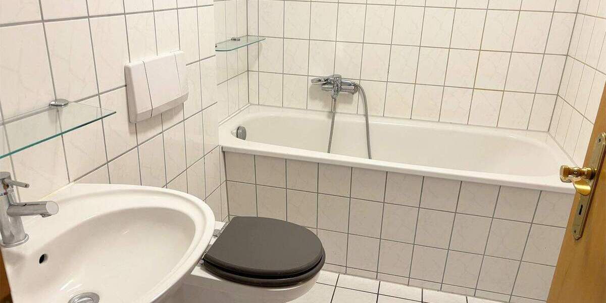 Etagenwohnung Essen Stadtkern - 4 Zimmer, 95 m&sup2;, 890&euro; | Angebot:24341337