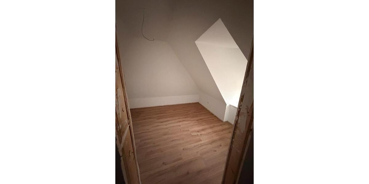Dachgeschoßwohnung Bredstedt - 2 Zimmer, 30 m&sup2;, 700&euro; | Angebot:25264418