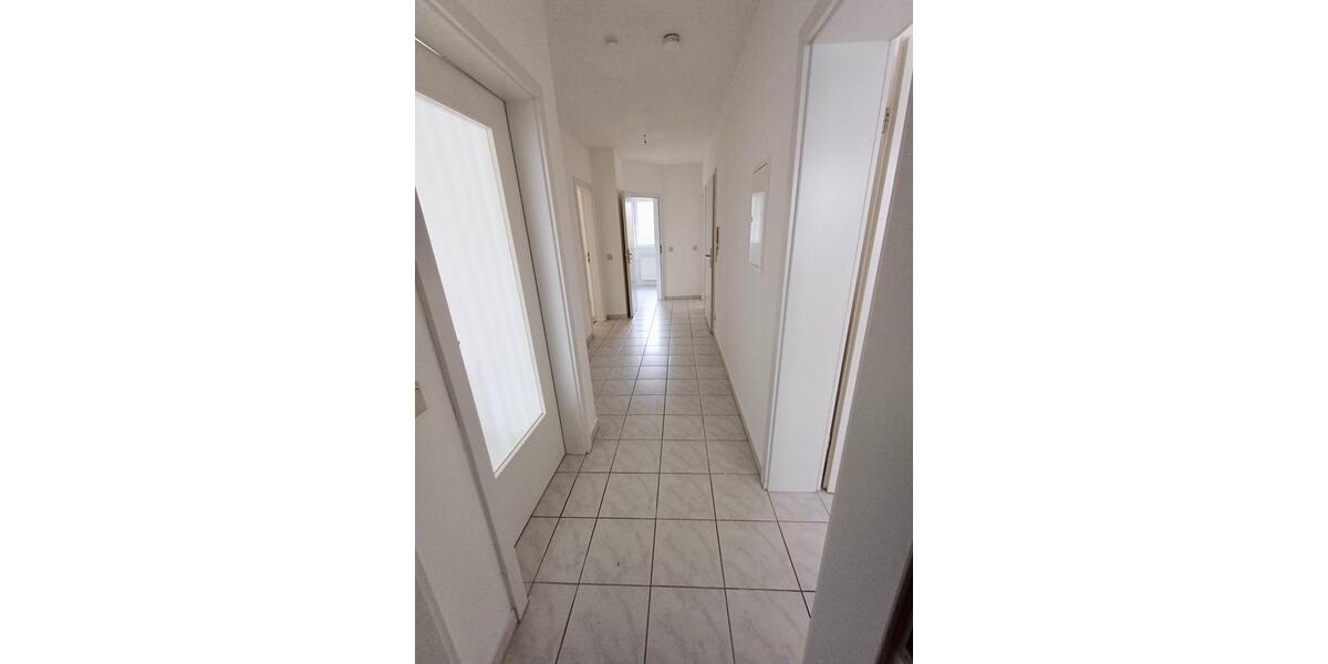 Erdgeschoßwohnung Nieder-Olm Olm - 3 Zimmer, 83 m&sup2;, 995&euro; | Angebot:25952478