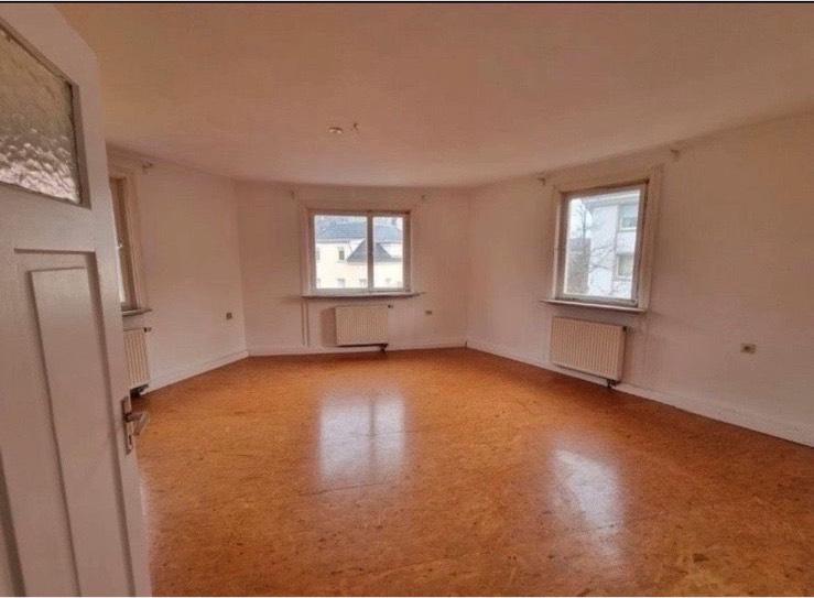 Etagenwohnung Stuttgart Luginsland - 4 Zimmer, 105 m&sup2;, 540&euro; | Angebot:26688445