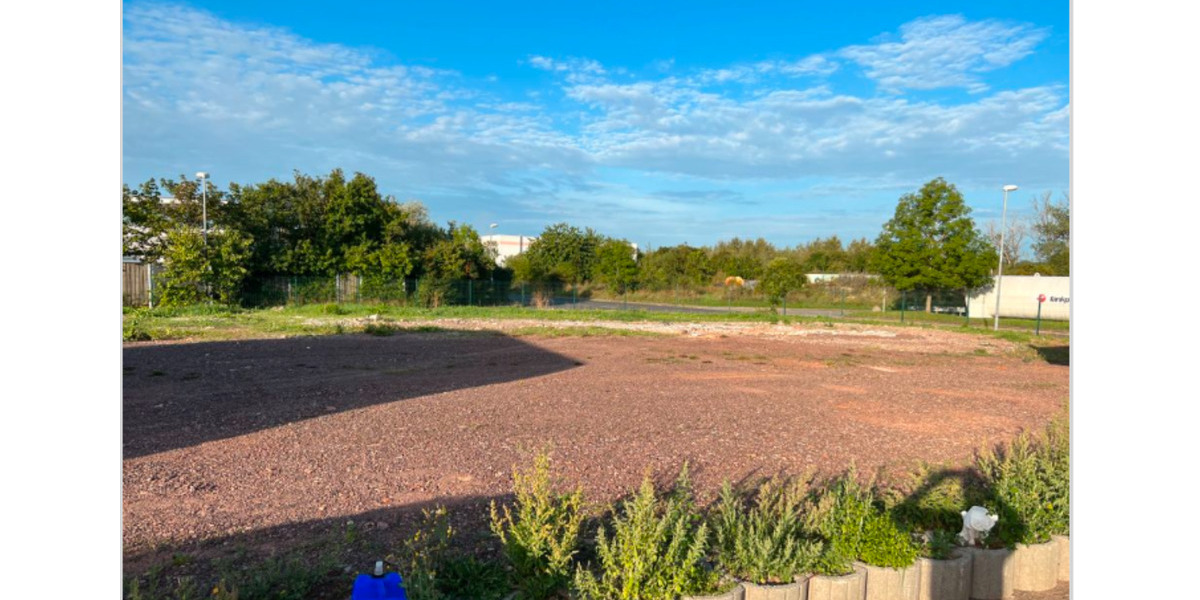 Gewerbe-Freifläche ca. 1.800 m² – umzäunt & geschottert – A4A71 zimmer