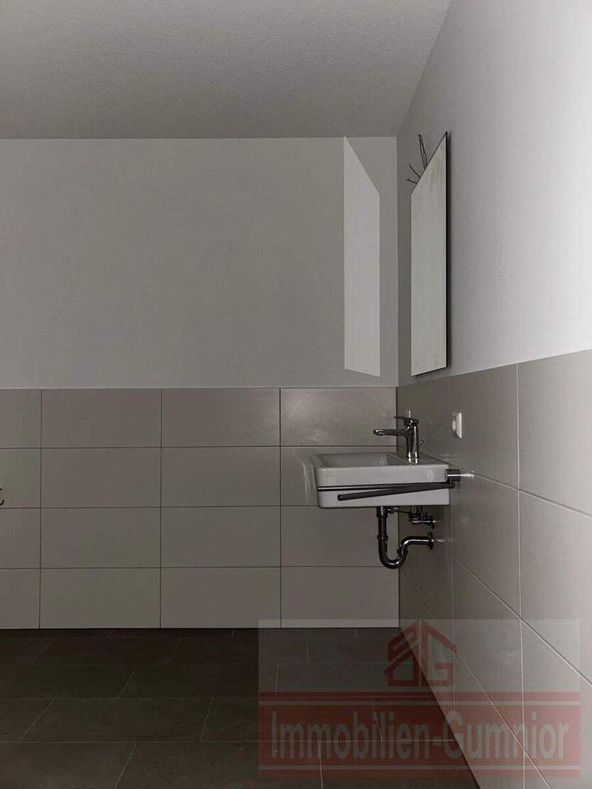 IMMOBILIEN GUMNIOR präsentiert: helle 3-Zimmer-Dachgeschosswohnung in Rheine 3 zimmer