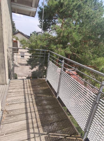 2 Zi. Wohnung mit LOGGIA und BALKON in Höchstadt SÜD