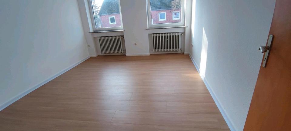 Etagenwohnung Faßberg - 4 Zimmer, 85 m&sup2;, 580&euro; | Angebot:25948827