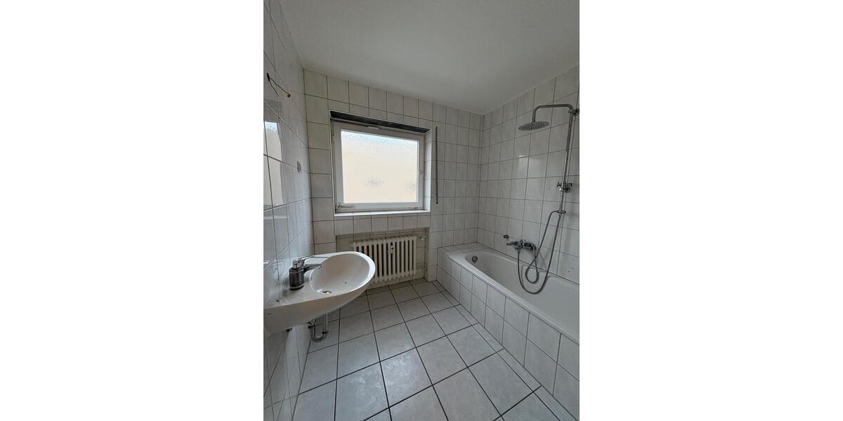 Etagenwohnung Rotenburg an der Fulda - 2.5 Zimmer, 69 m&sup2;, 530&euro; | Angebot:25216984