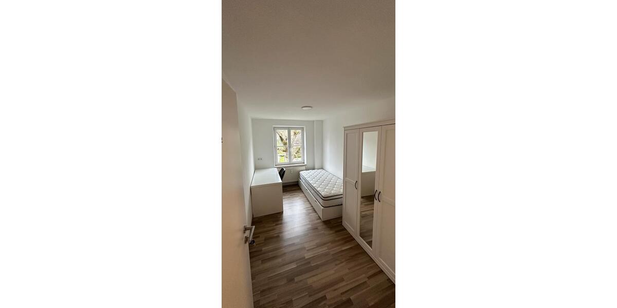 Wohnen auf Zeit Friedrichshafen Allmannsweiler - 5 Zimmer, 91 m&sup2;, 450&euro; | Angebot:26614678