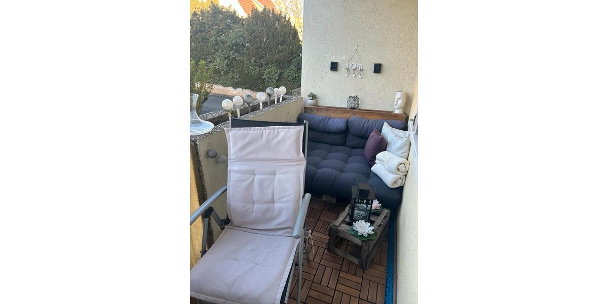 Hochparterre Würzburg Heuchelhof - 1 Zimmer, 32 m&sup2;, 555&euro; | Angebot:26277320