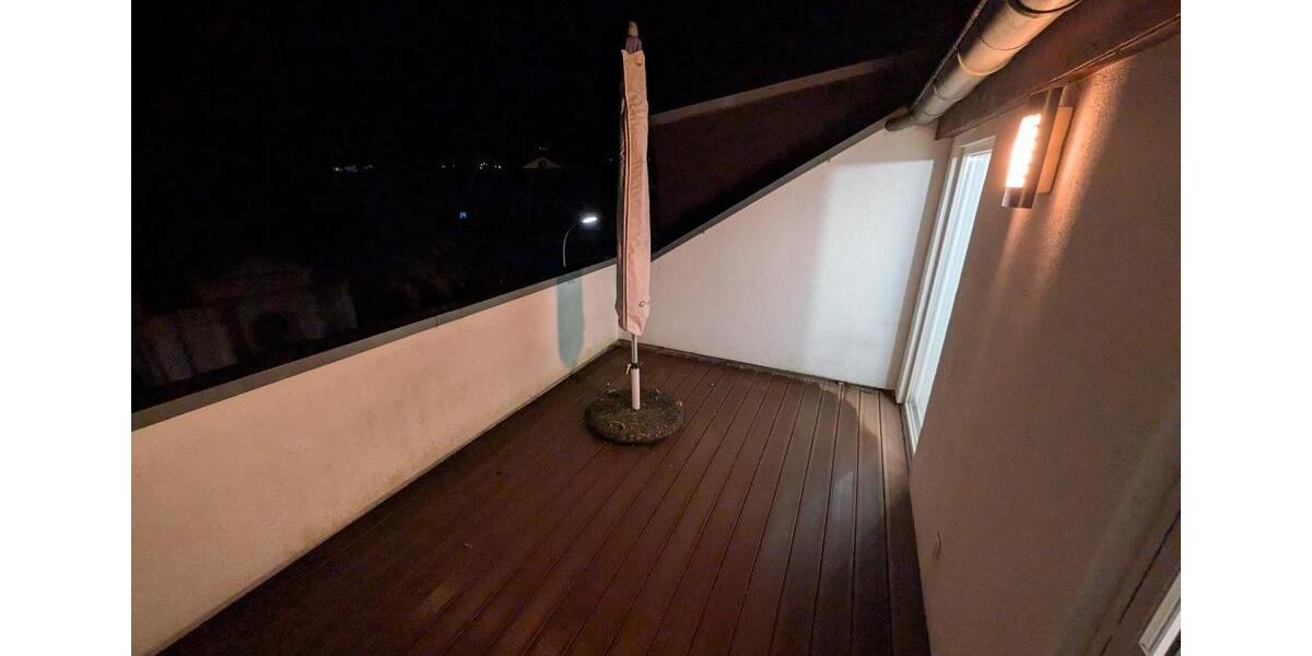 Dachgeschoßwohnung Neustadt an der Weinstraße - 4 Zimmer, 1.100&euro; | Angebot:23384660