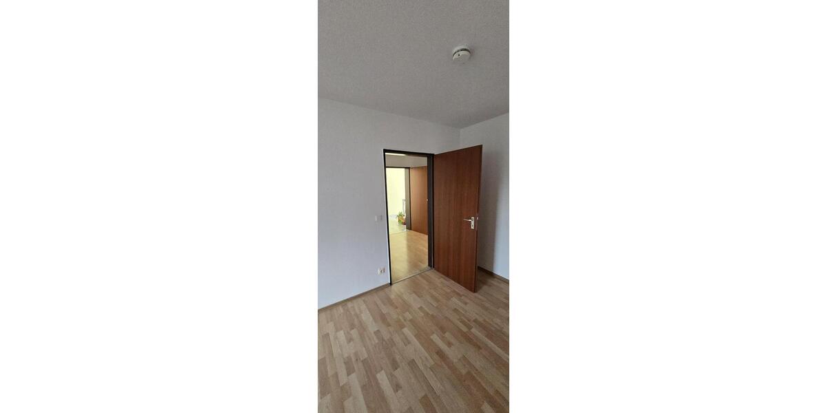 Etagenwohnung Duisburg - 2 Zimmer, 62 m&sup2;, 454&euro; | Angebot:26633944
