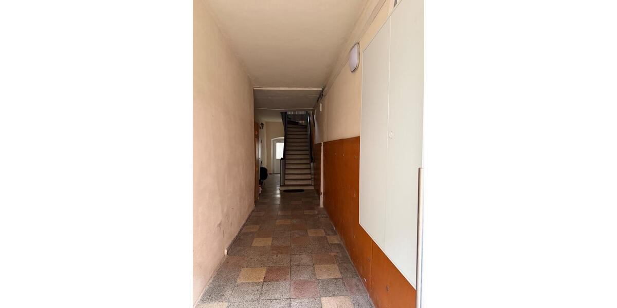 Etagenwohnung Hof Altstadt - 4 Zimmer, 93 m&sup2;, 850&euro; | Angebot:26620636