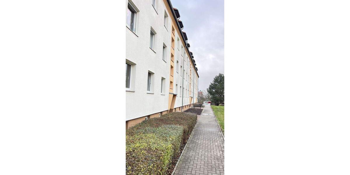 Etagenwohnung BORNA-Neukirchen Neukirchen - 3 Zimmer, 72 m&sup2;, 540&euro; | Angebot:25663640