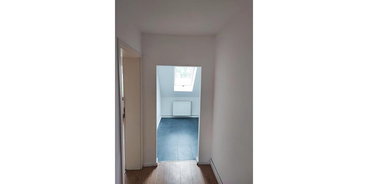 Dachgeschoßwohnung Hagen - 1 Zimmer, 46 m&sup2;, 350&euro; | Angebot:26150921