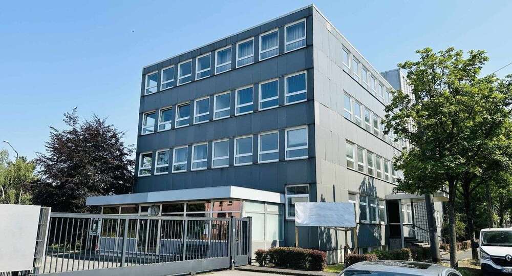 Halle in Witten 27.120,30 € 5424 m²