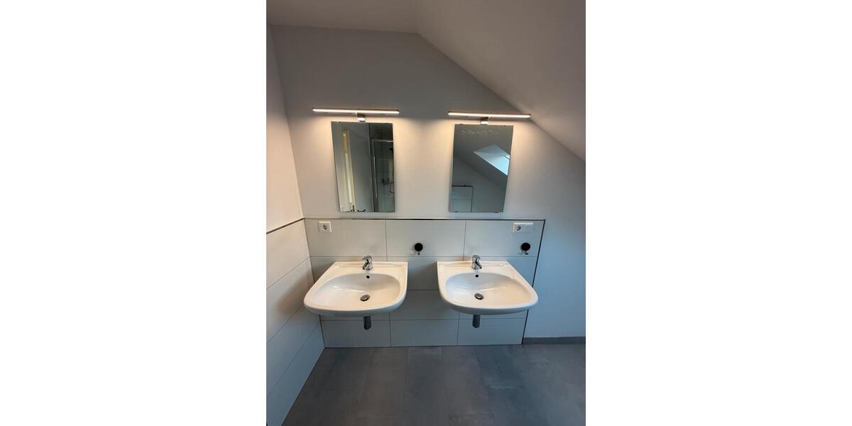 Dachgeschoßwohnung Barßel - 3 Zimmer, 90 m&sup2;, 600&euro; | Angebot:24337759