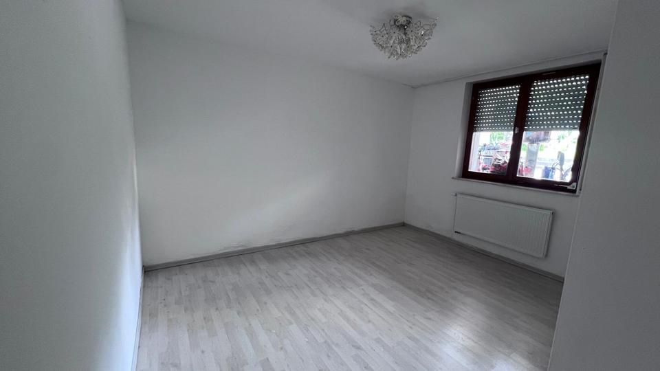 Erdgeschoßwohnung Limburg an der Lahn - 4 Zimmer, 110 m&sup2;, 1.000&euro; | Angebot:26610190