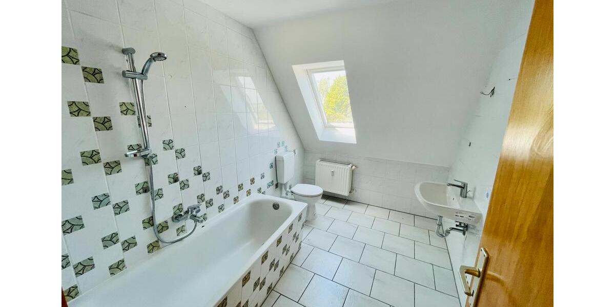 Dachgeschoßwohnung Halberstadt - 3 Zimmer, 68 m&sup2;, 440&euro; | Angebot:25498153