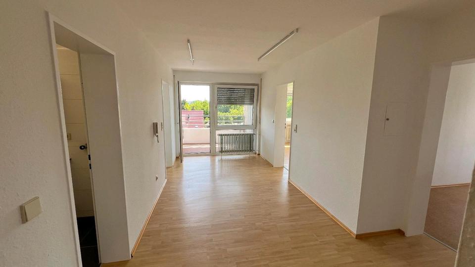 Etagenwohnung Laupheim - 3 Zimmer, 84 m&sup2;, 1.100&euro; | Angebot:26705325