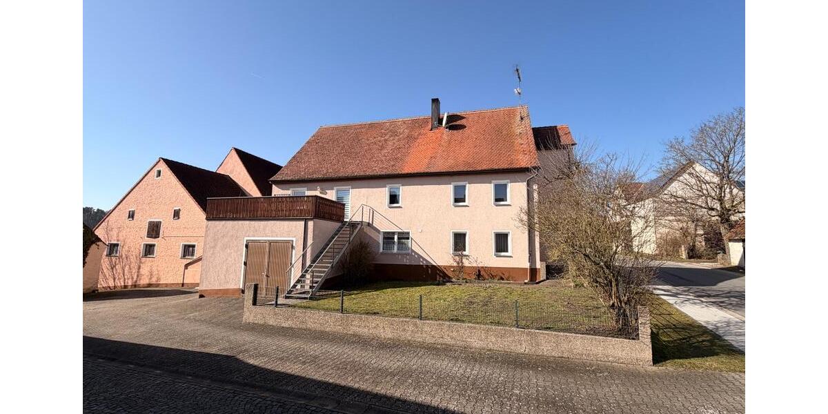 Erdgeschoßwohnung Weihenzell - 4 Zimmer, 110 m&sup2;, 1.020&euro; | Angebot:25292351