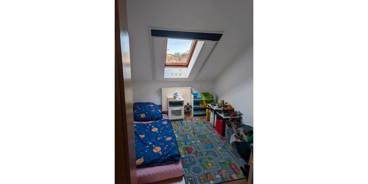 Dachgeschoßwohnung Wehretal - 4 Zimmer, 78 m&sup2;, 410&euro; | Angebot:26254536