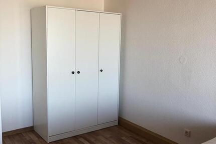 Frauen WG in Stuttgart Ost zimmer