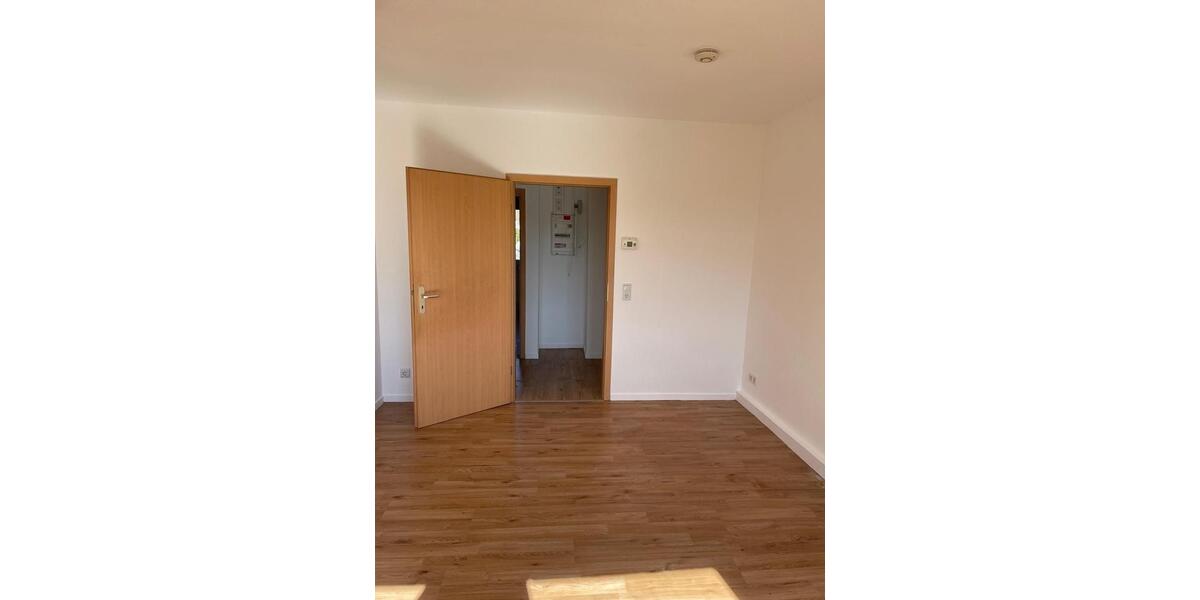 Erdgeschoßwohnung Bad Frankenhausen/Kyffhäuser Kyffhäuser - 2 Zimmer, 46 m&sup2;, 330&euro; | Angebot:26549459