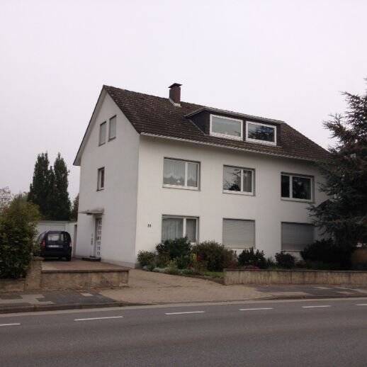 3-Zimmer-Wohnung im Obergeschoss mit Balkon in zentraler Wohnlage 3 zimmer