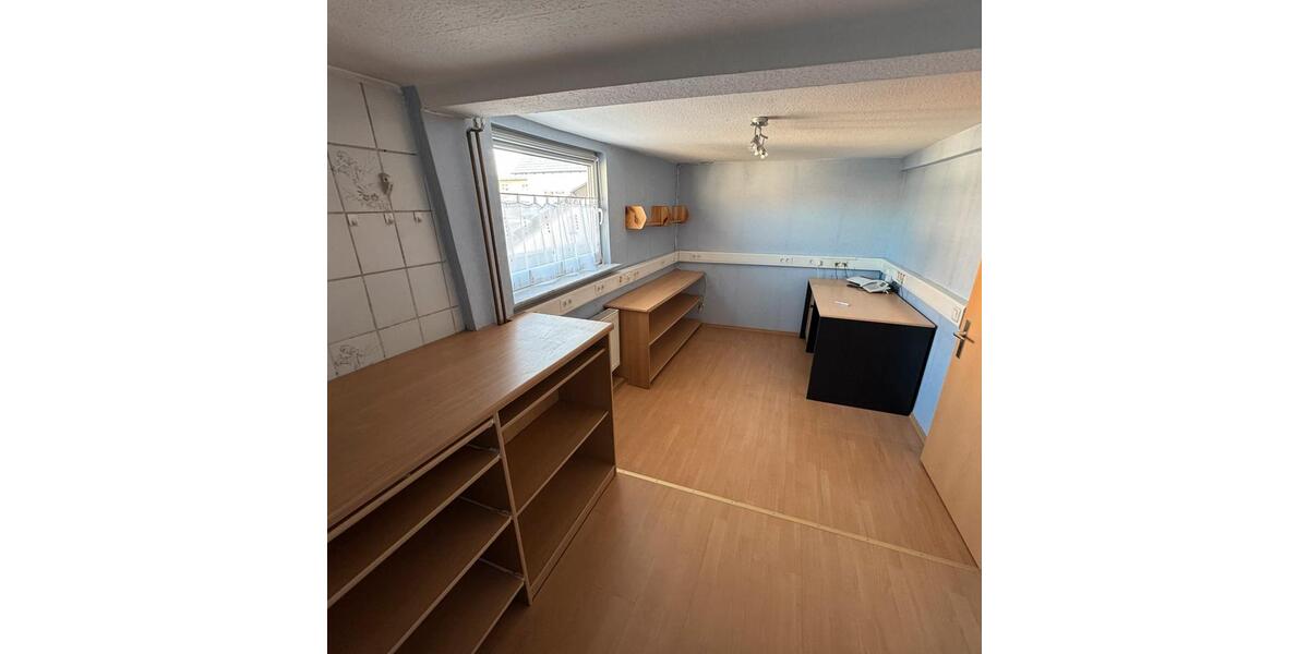 Einfamilienhaus Gießen Allendorf - 4 Zimmer, 150 m&sup2;, 1.490&euro; | Angebot:24785718