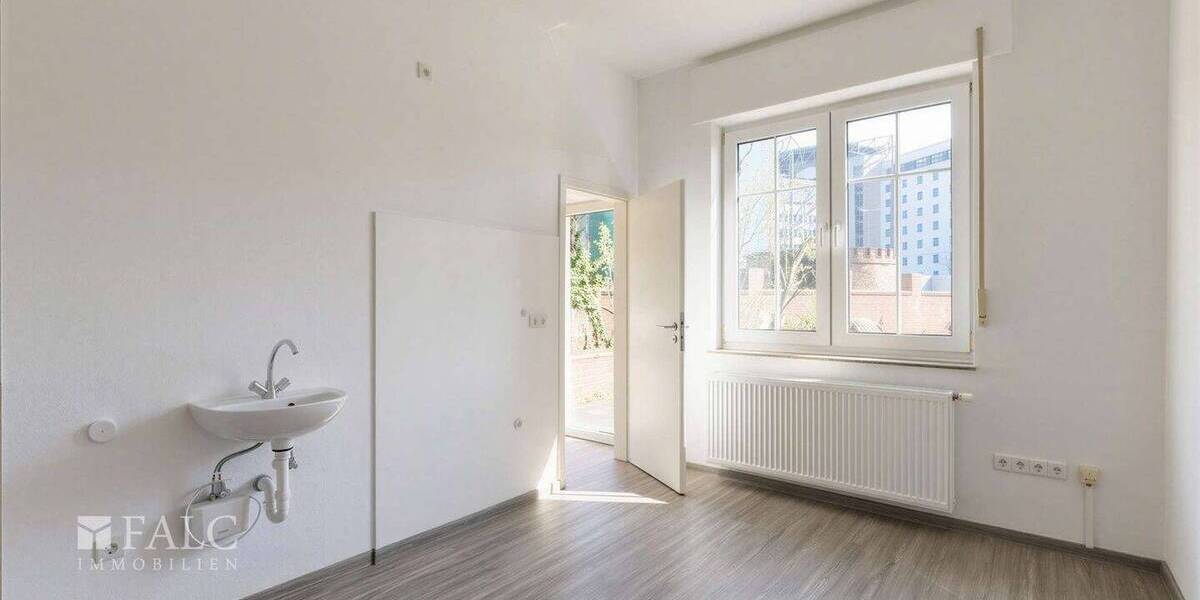 Gewerbeobjekt Eschweiler Röthgen - 6 Zimmer, 1.000&euro; | Angebot:26141228