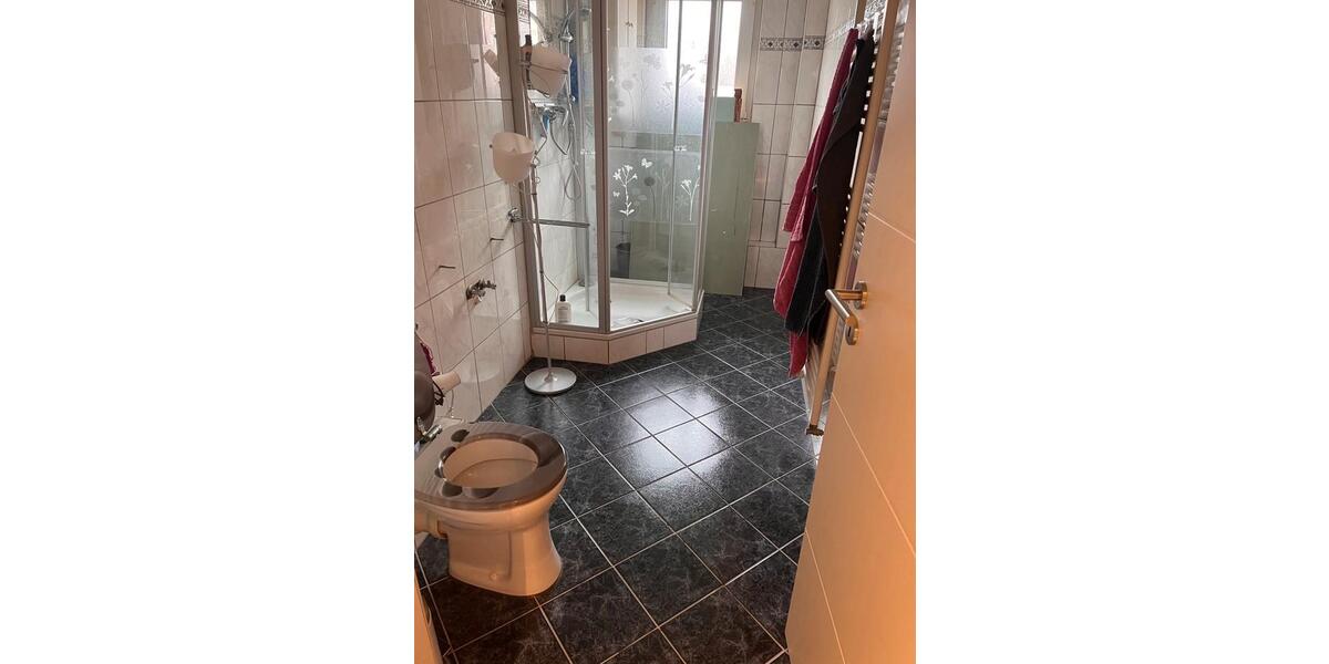 Etagenwohnung Kerpen - 1.5 Zimmer, 64 m&sup2;, 800&euro; | Angebot:25894315