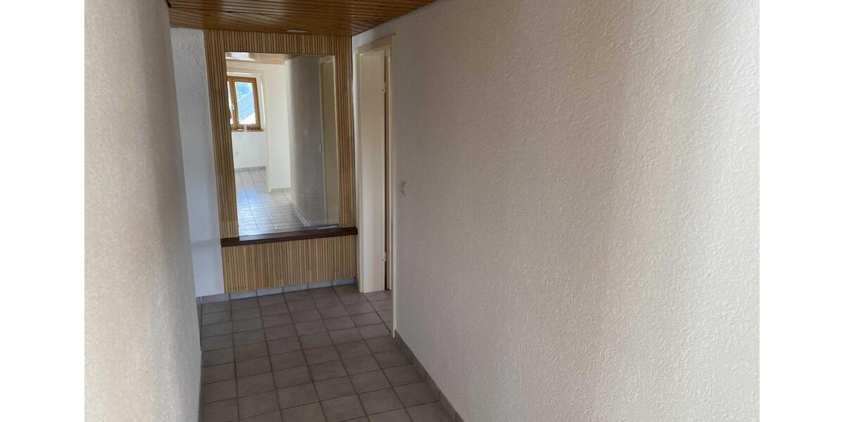 Etagenwohnung Höchenschwand - 3.5 Zimmer, 102 m&sup2;, 963&euro; | Angebot:26585699