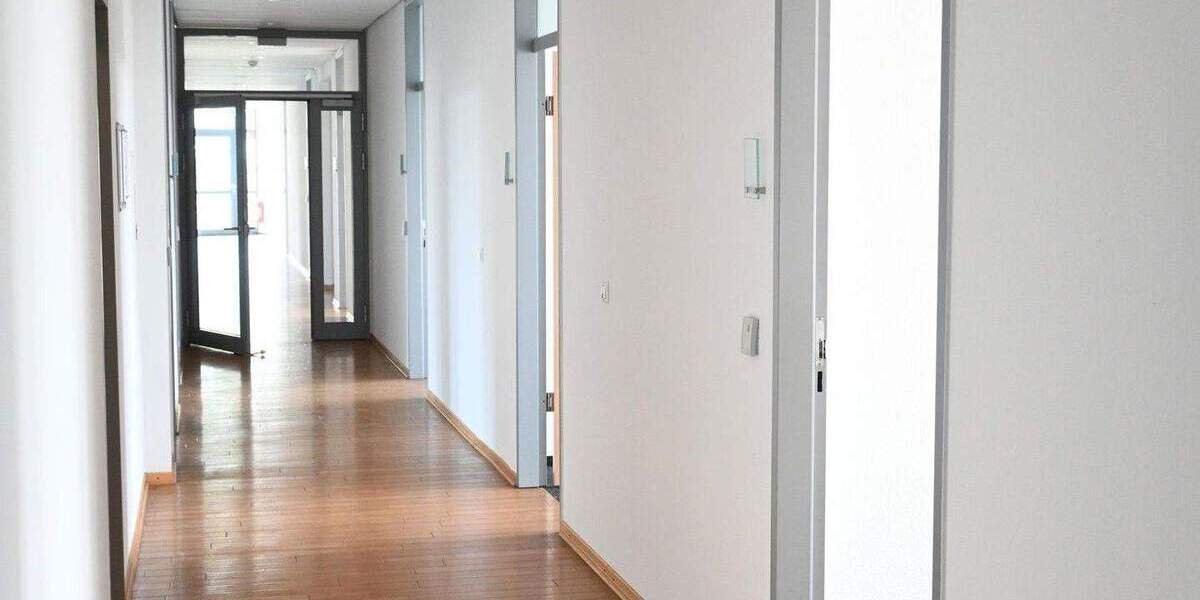 attraktive, moderne Büroflächen in Osnabrück-Hellern 4 x 1.000 m² einzelne Etagen möglich zimmer