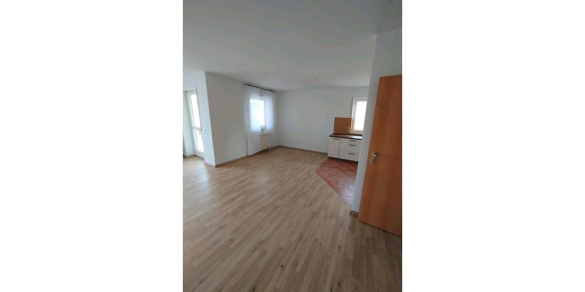 Etagenwohnung Oberschöna - 1 Zimmer, 47 m&sup2;, 350&euro; | Angebot:25085144