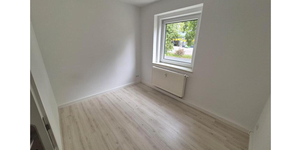 ***2 Monate Kaltmietfrei*** Helle 3-Zimmer-Wohnung im Erdgeschoss in Glauchau 3 zimmer